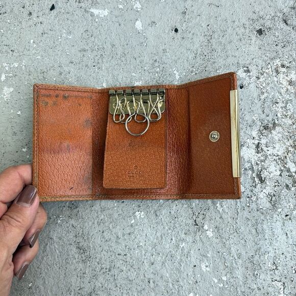 Vintage Gucci key holder - Picture 6 of 11